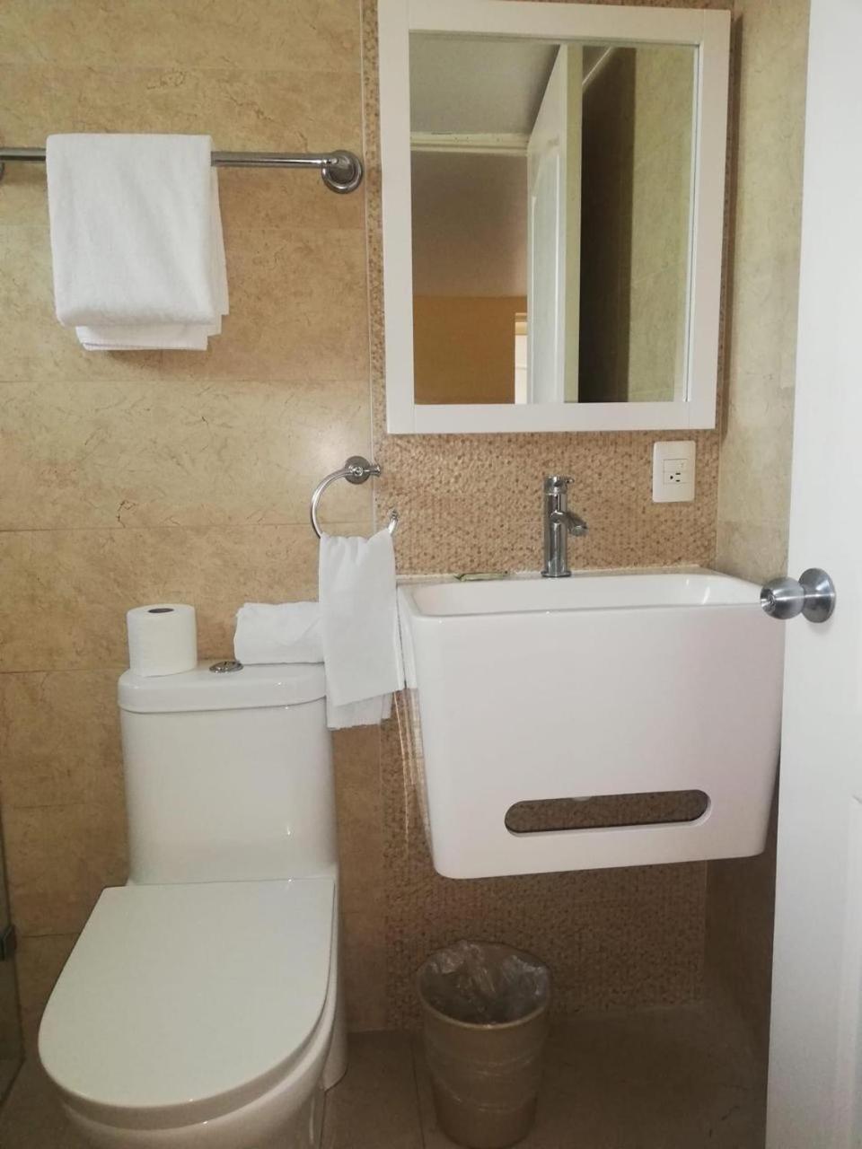 Hotel Torre Esmeralda Chilpancingo de los Bravos 외부 사진